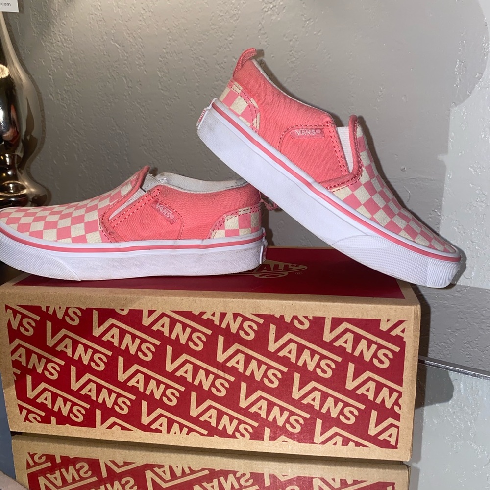 Strawberry checkered Vans